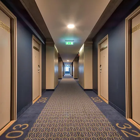 Hotel Go Shnelli 3*