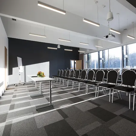 Hotell Go Shnelli 3*